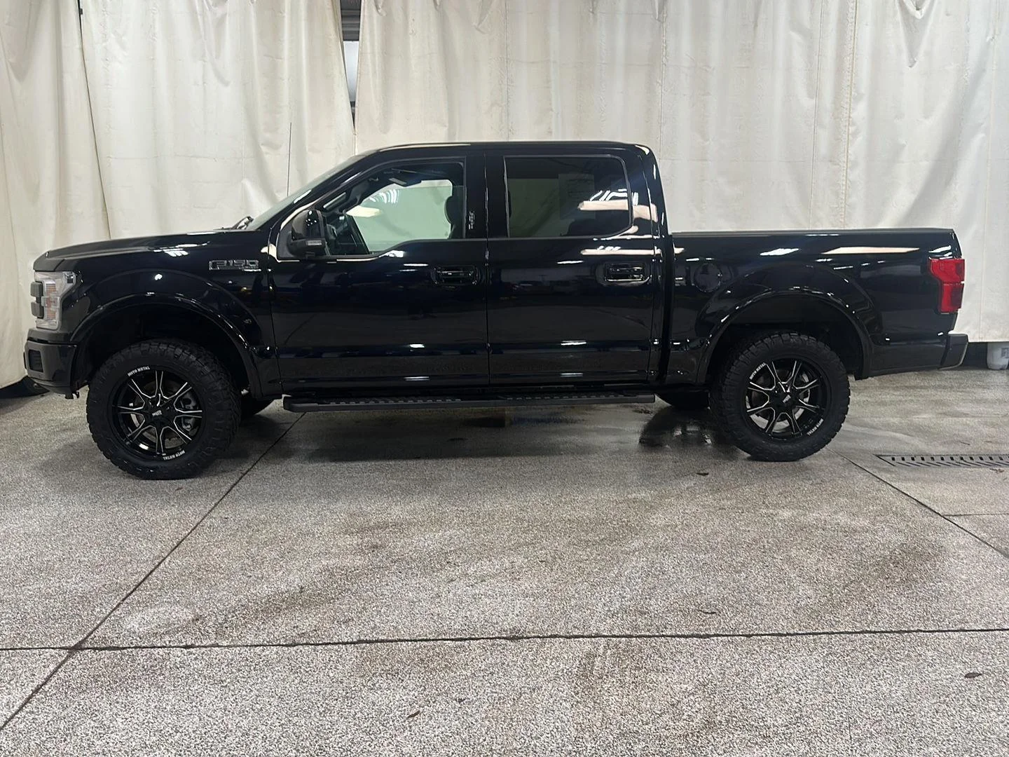 Used 2019 Ford F-150 Lariat with VIN 1FTEW1E40KFC51168 for sale in Waconia, Minnesota