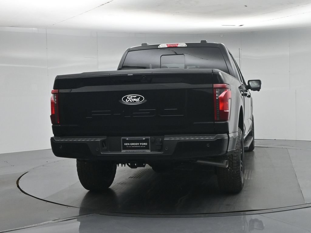 New 2026 Agate Black Metallic Ford XLT image 25