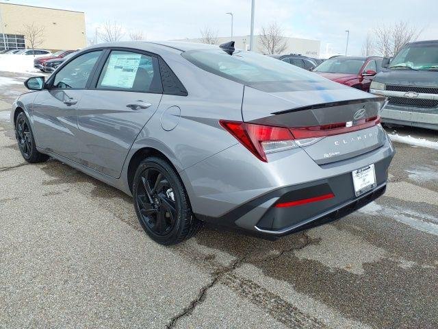 New 2026 Fluid Metal Hyundai SEL Sport image 8
