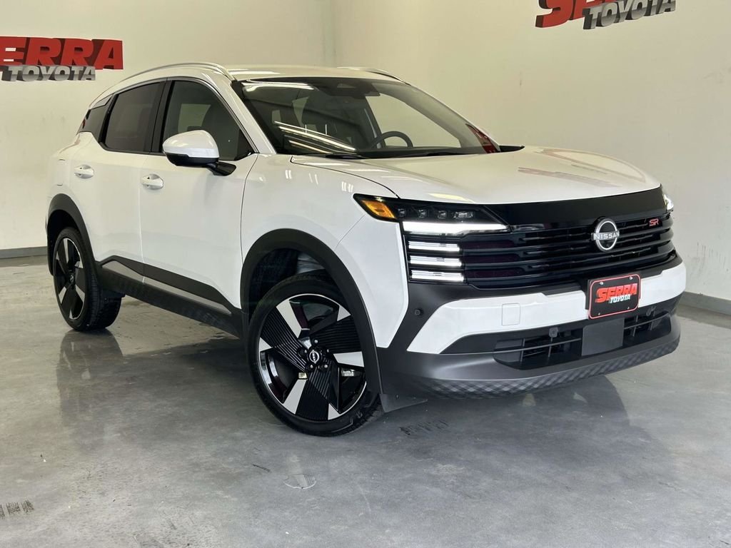 2025 Nissan Kicks 2.0 SR's photo