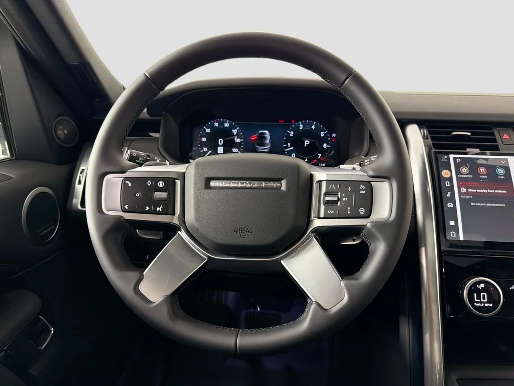 New 2026 Fuji White Land Rover S image 24
