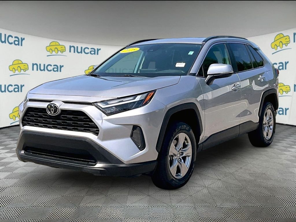 Used 2025 Silver Toyota XLE image 3