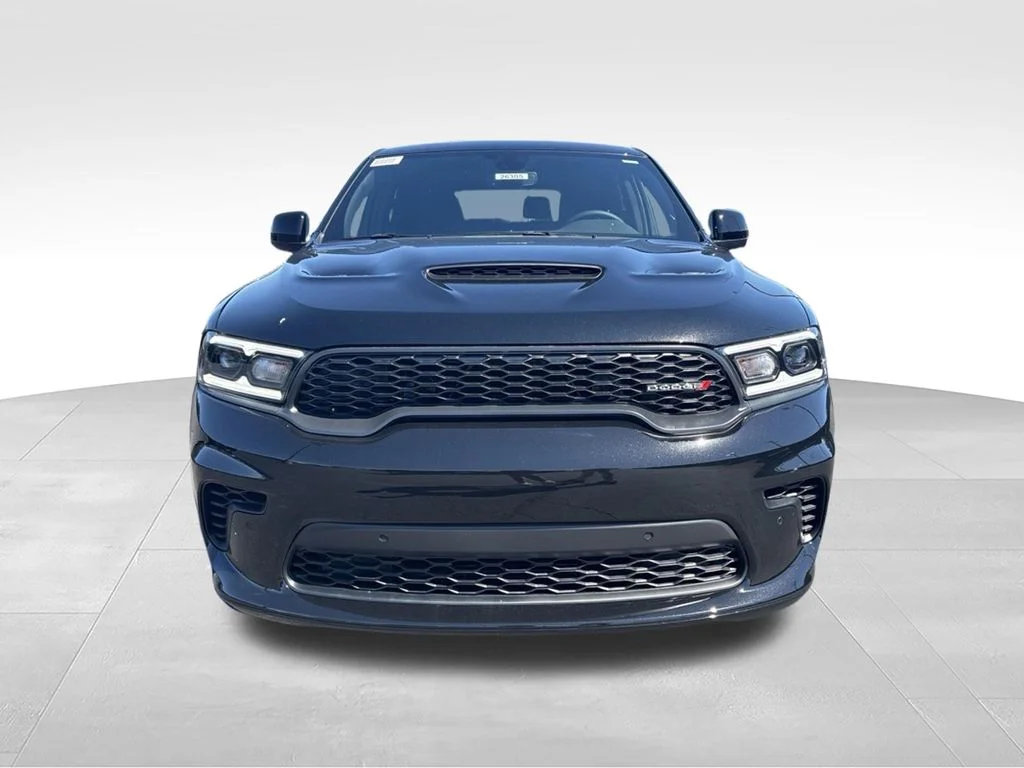 New 2026 Diamond Black Clear-Coat Exterior Paint Dodge GT image 8