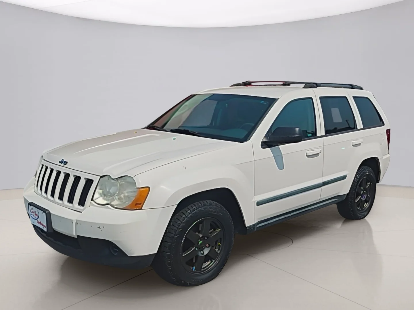 Used 2009 White Jeep LAREDO 4WD image 1