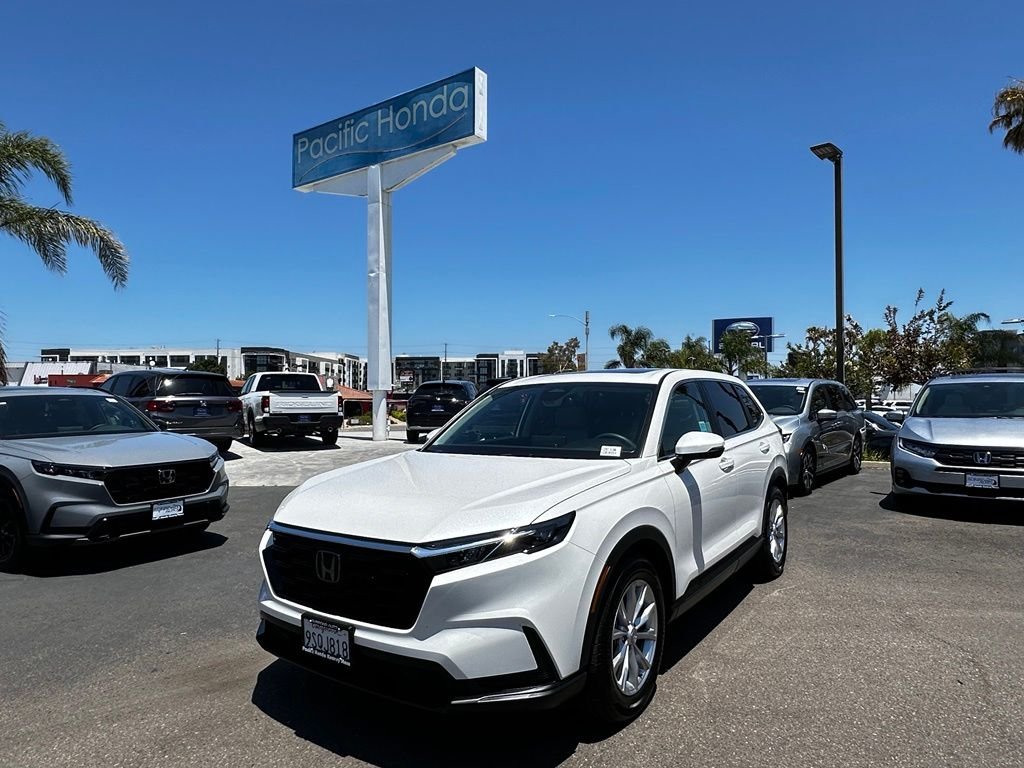 Used 2025  Honda EX image 2