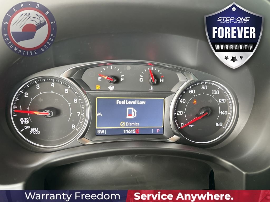 Used 2024 Silver GMC SLT image 40