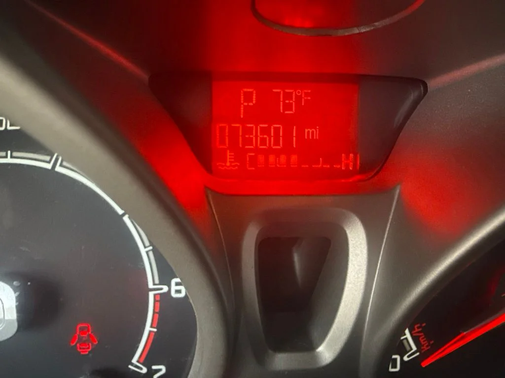 Used 2013 Purple Ford SE image 11