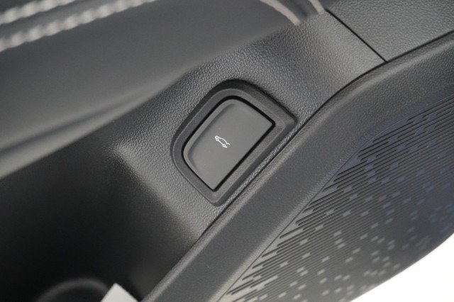 2027 GMC Terrain Elevation - Photo 16