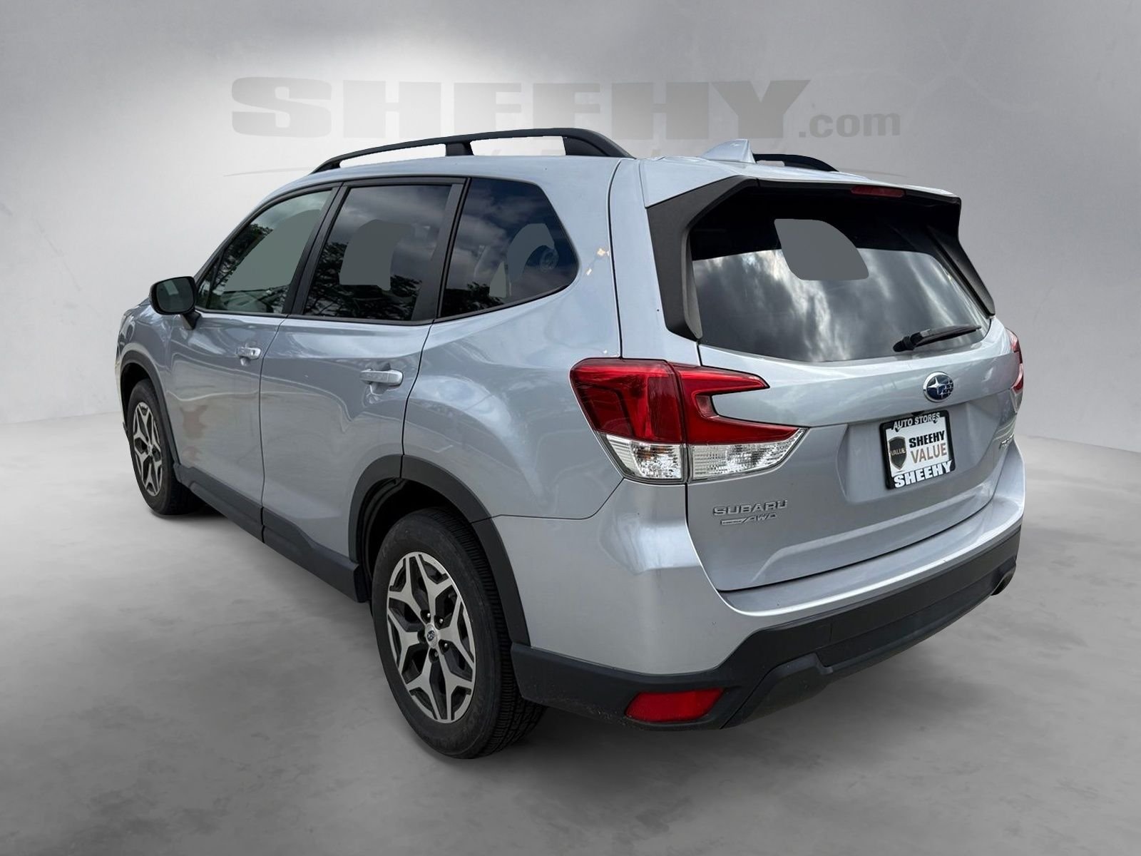 Used 2019 Silver Subaru Premium image 15