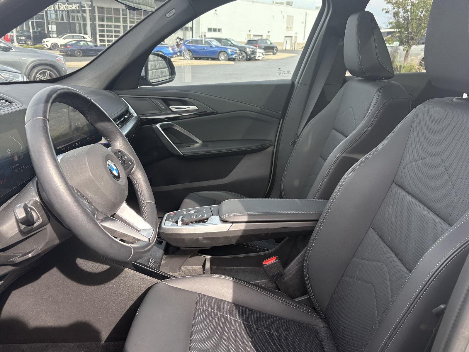 Used 2024 Space Silver Metallic BMW xDrive28i image 8