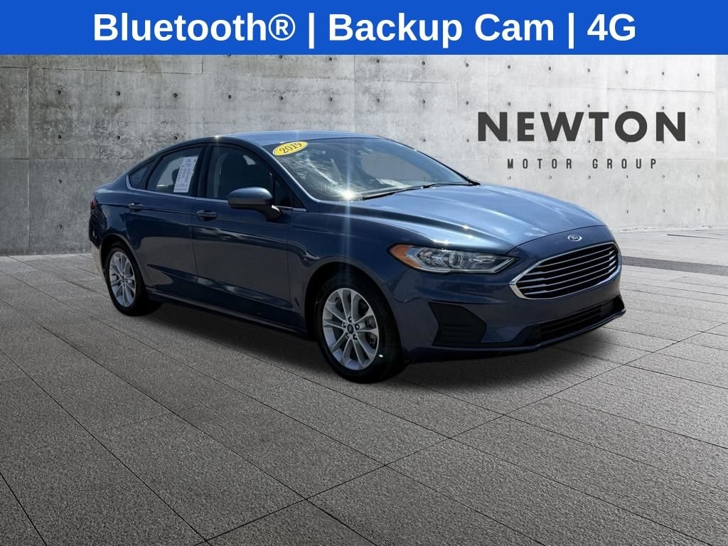 2019 Ford Fusion SE FWD's photo