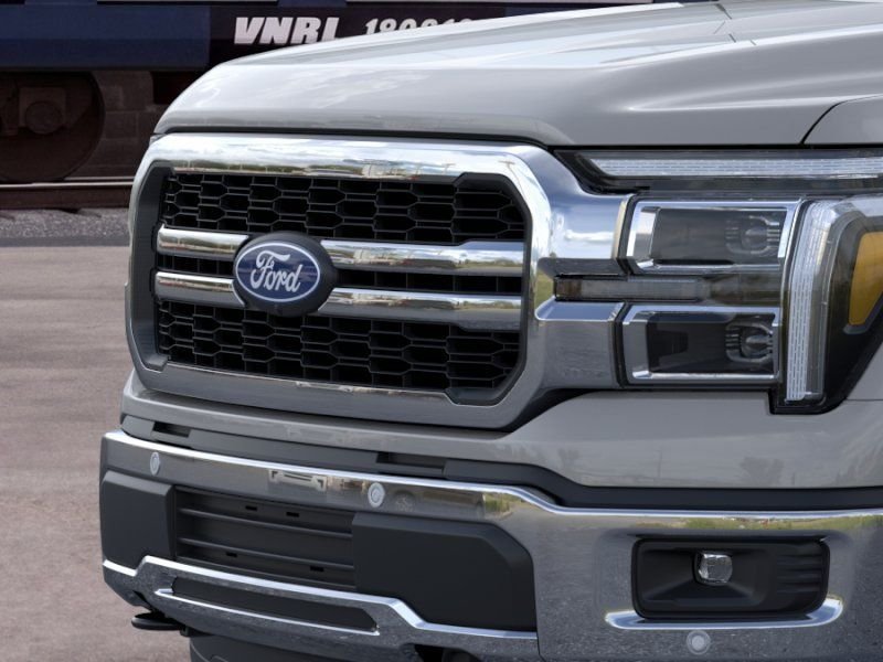 New 2026 Avalanche Ford Lariat image 17