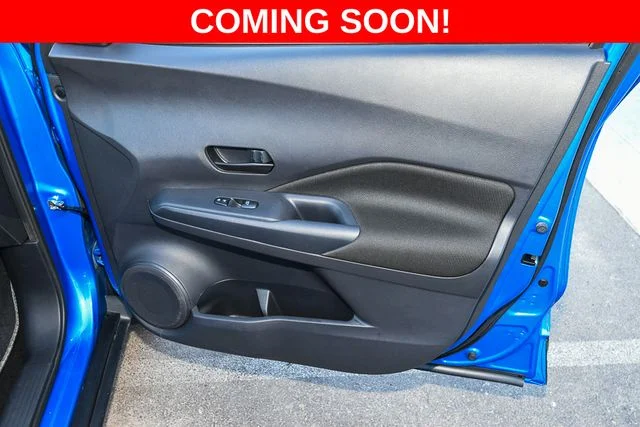Used 2021 Blue Nissan S image 21