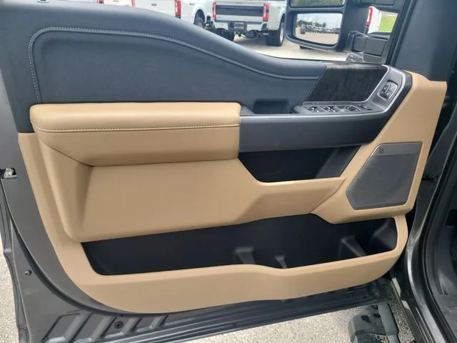 New 2026 Gray Metallic Ford Lariat image 17
