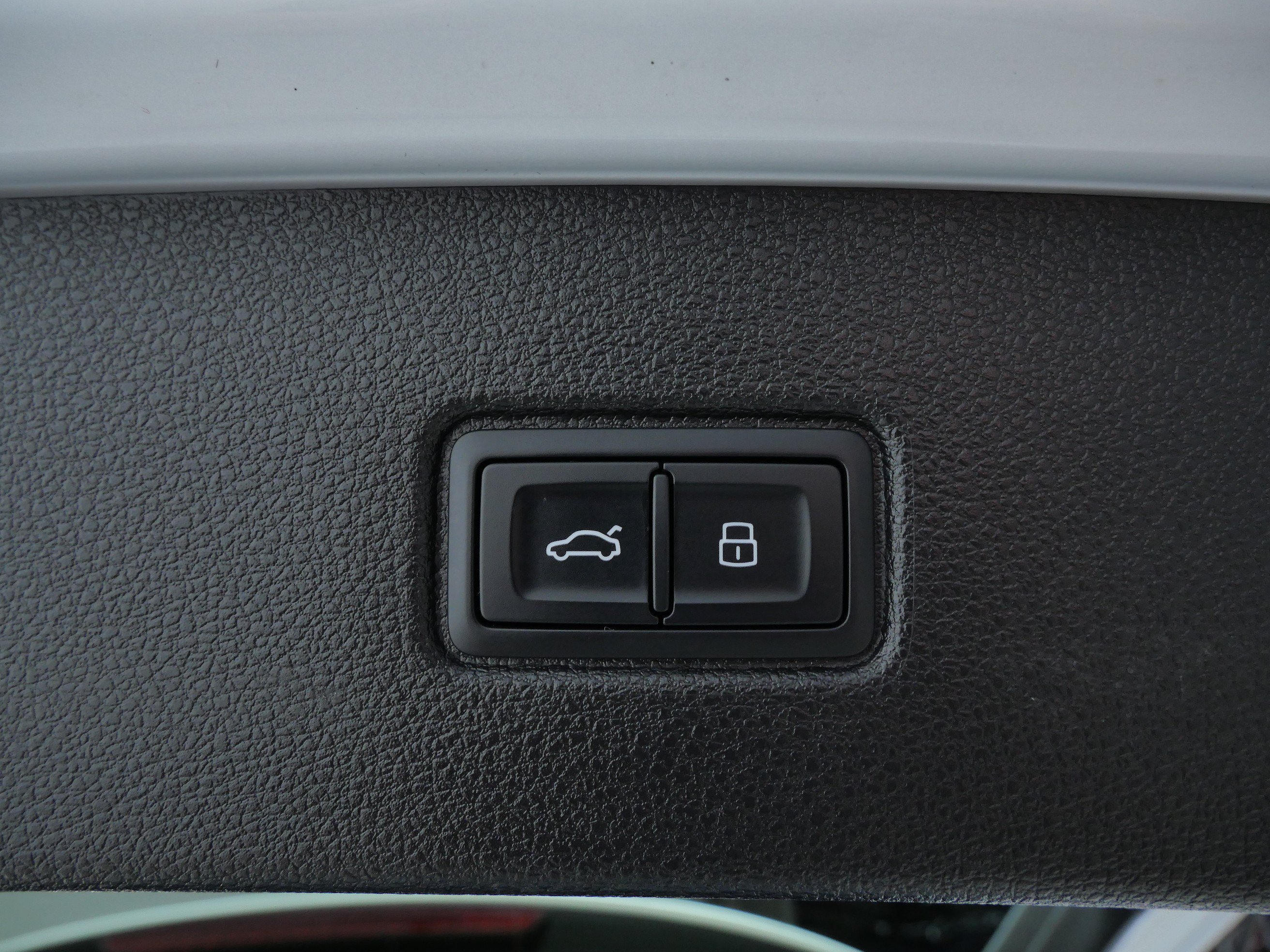 Used 2026 White Audi Premium Plus image 8