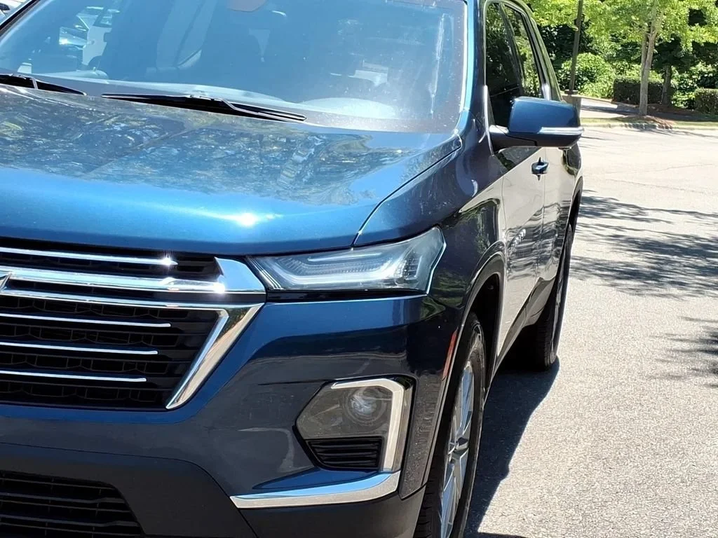 Used 2022 Northsky Blue Metallic Chevrolet LT Cloth image 27