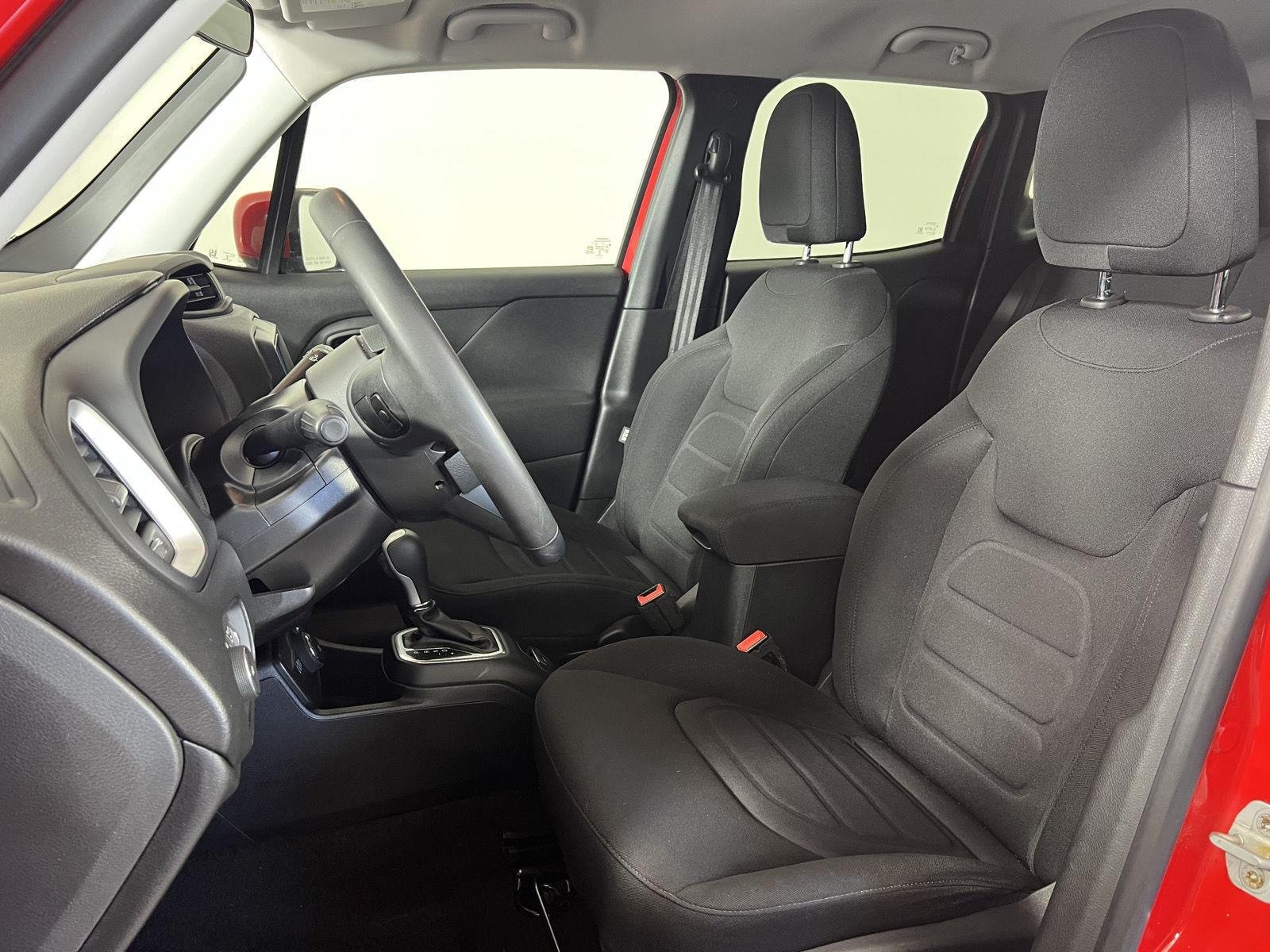 Used 2020 Colorado Red Clearcoat Jeep Latitude image 4