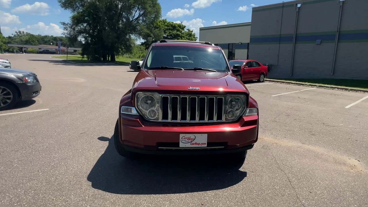 2009 Jeep Liberty Limited photo 2