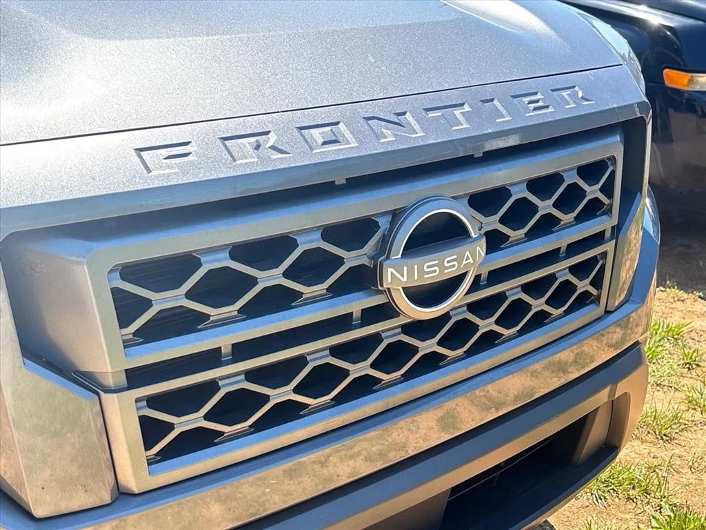 Used 2023 Gray Nissan SV image 20