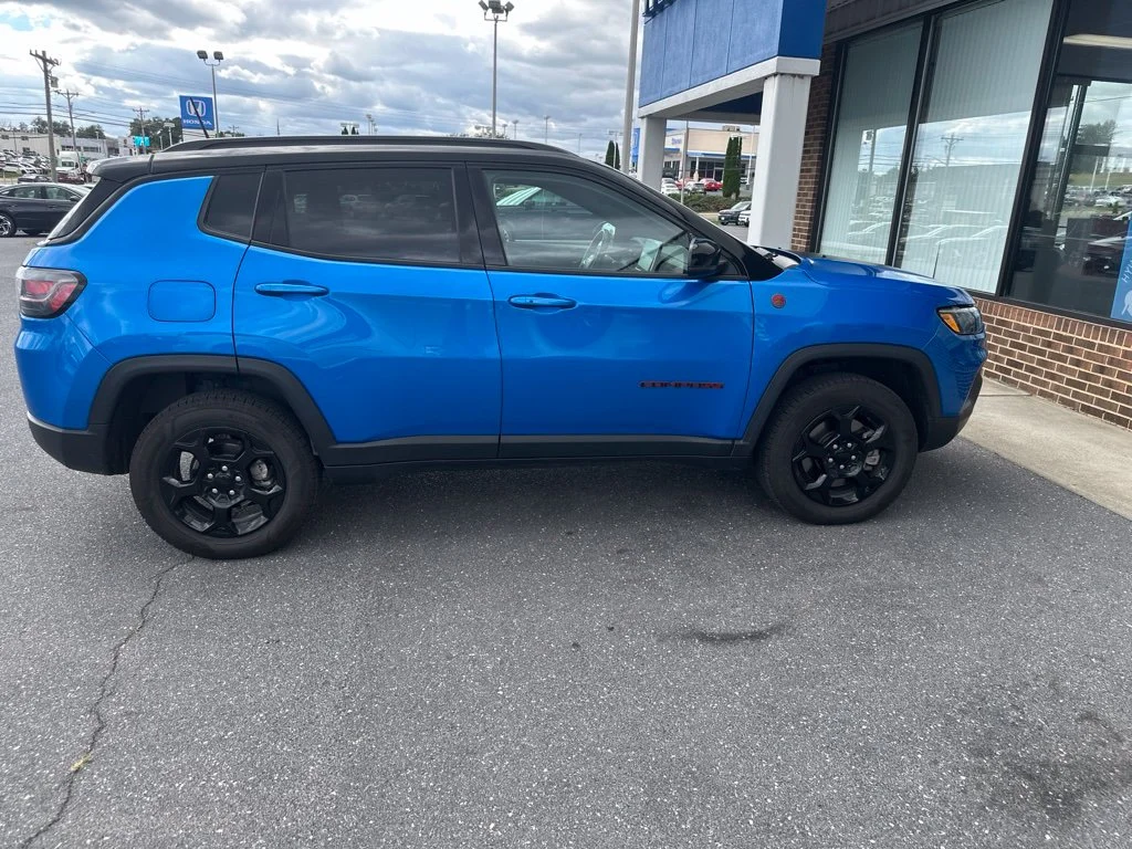 Used 2023 Blue Jeep Trailhawk image 5