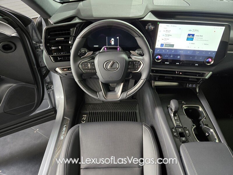 2026 Lexus RX 350h Premium - Photo 14
