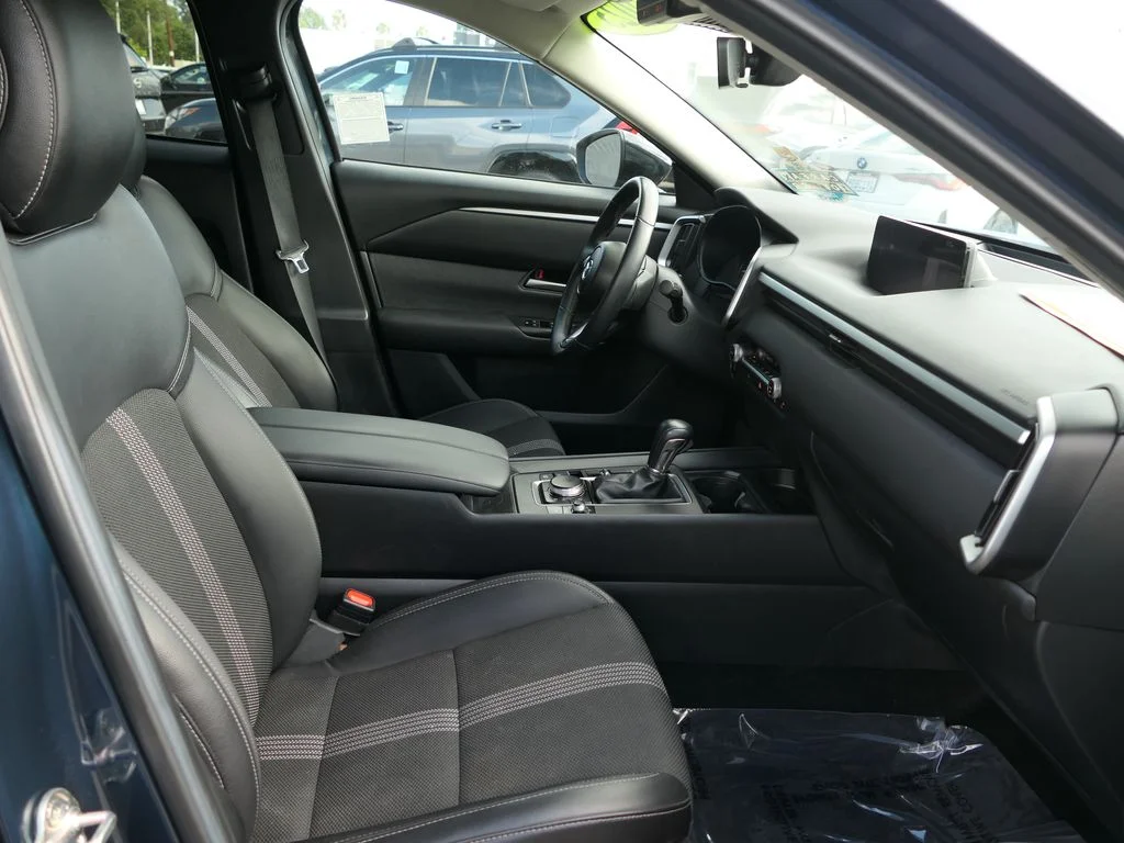 Used 2025 Blue Metallic Mazda 2.5 S Preferred Package image 27