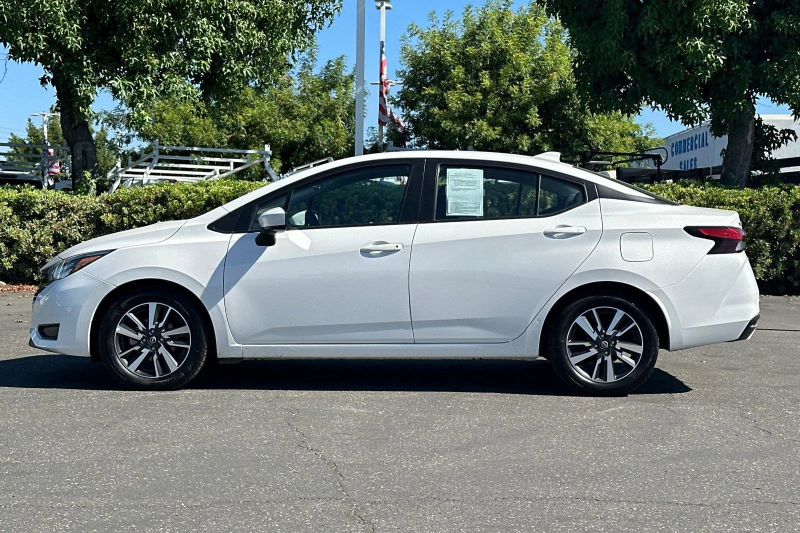 Used 2025 Aspen White Tricoat Nissan SV image 7