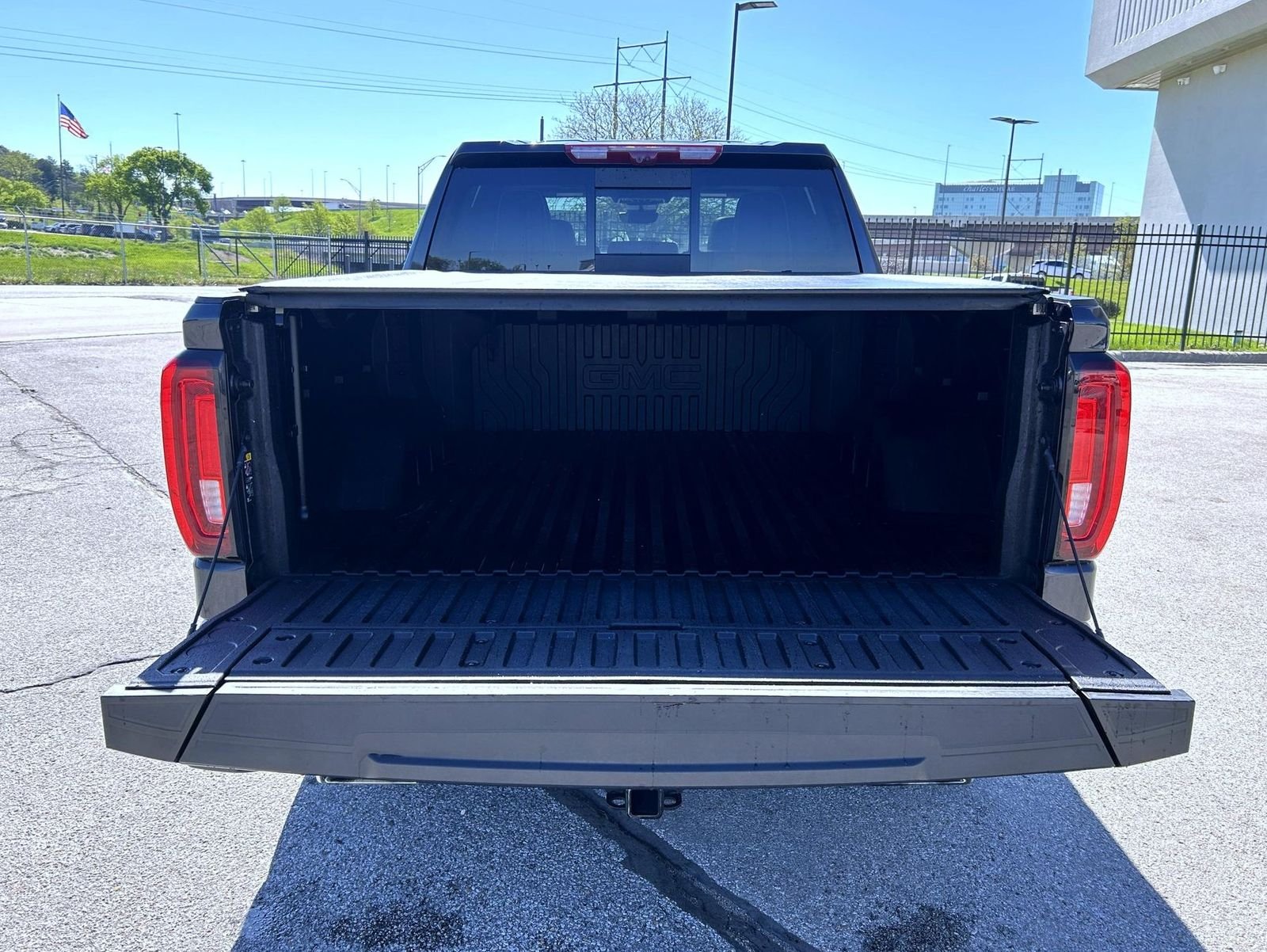 Used 2024 Silver GMC Denali Ultimate image 21