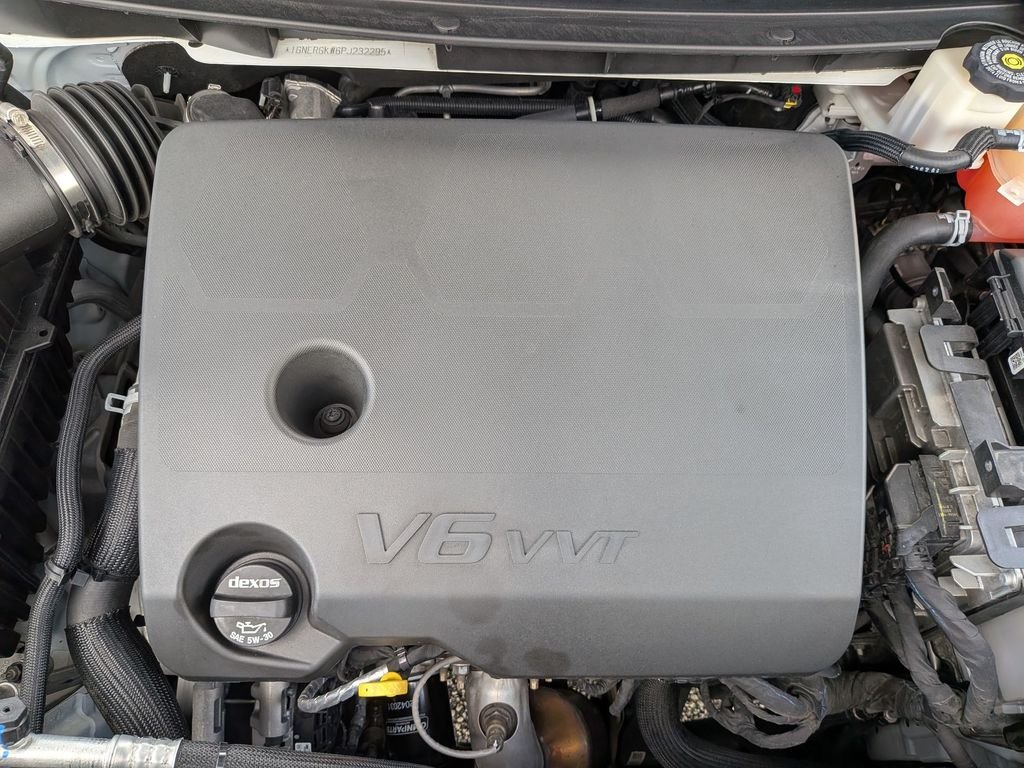 Used 2023 White Chevrolet LT image 13