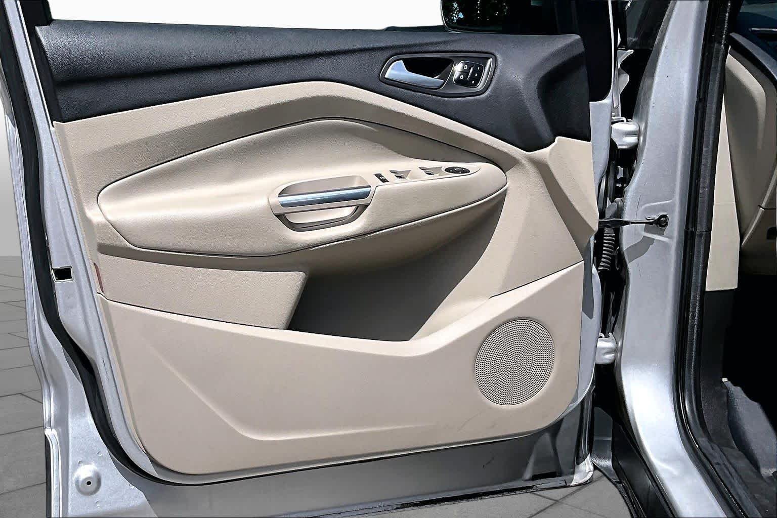 Used 2014 Ingot Silver Metallic Ford Titanium image 26
