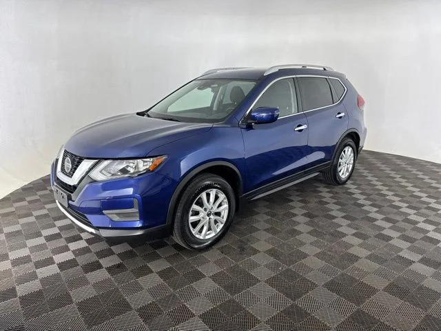 Used 2020 Blue Nissan SV image 3