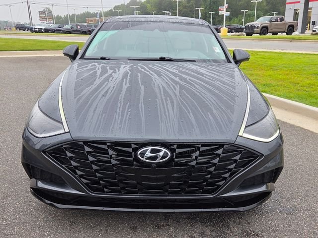 Used 2022 Gray Hyundai Limited image 2