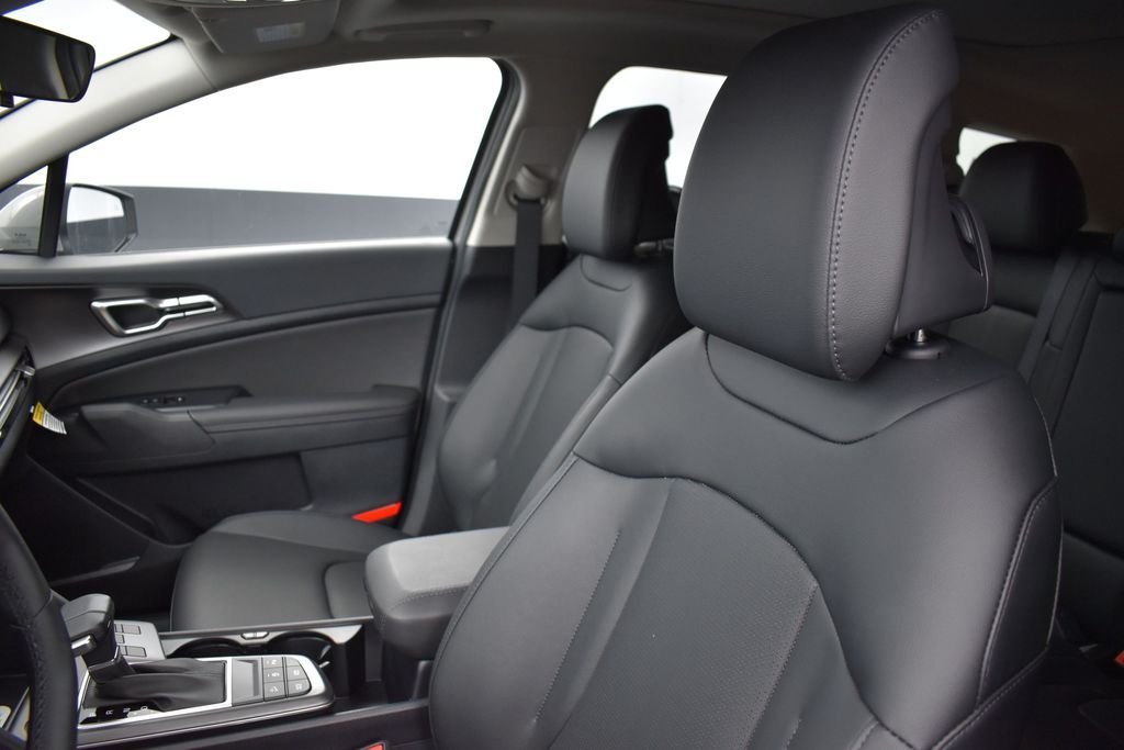 New 2026 Wolf Gray Kia EX image 9