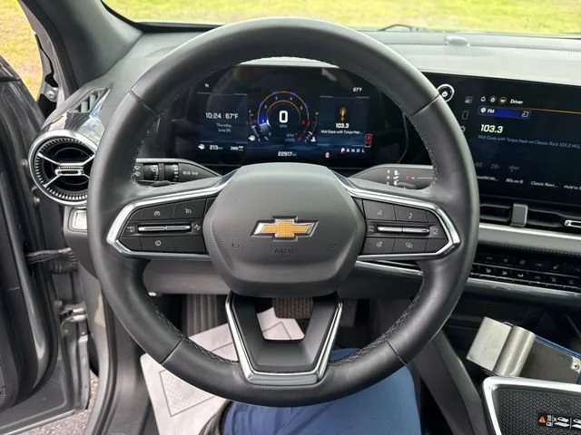 Used 2026 Sterling Gray Metallic Chevrolet LT image 18