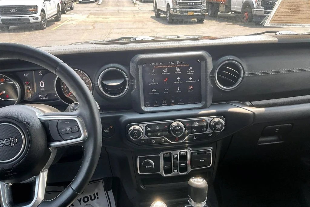 Used 2018 Black Jeep Unlimited Sahara image 5