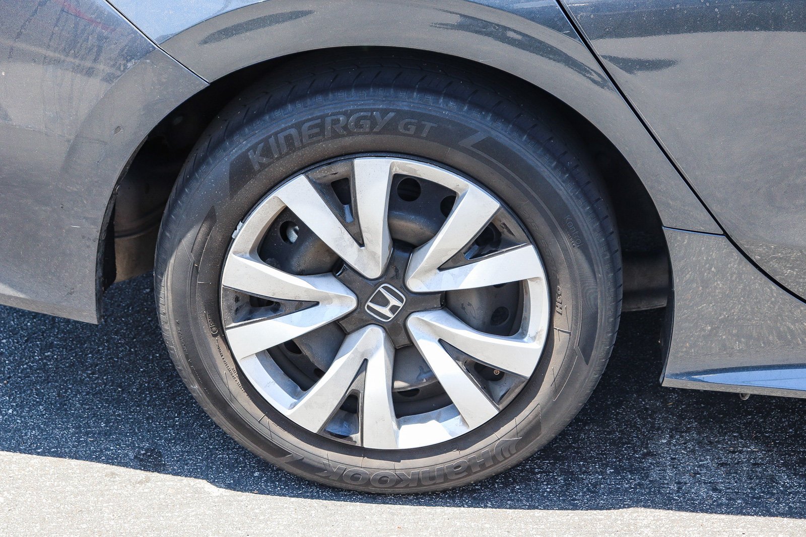 Certified Used 2024 Meteorite Gray Metallic Honda LX image 8