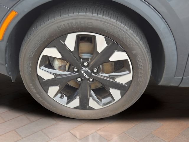Certified Used 2023 Gray Kia X-Line image 26