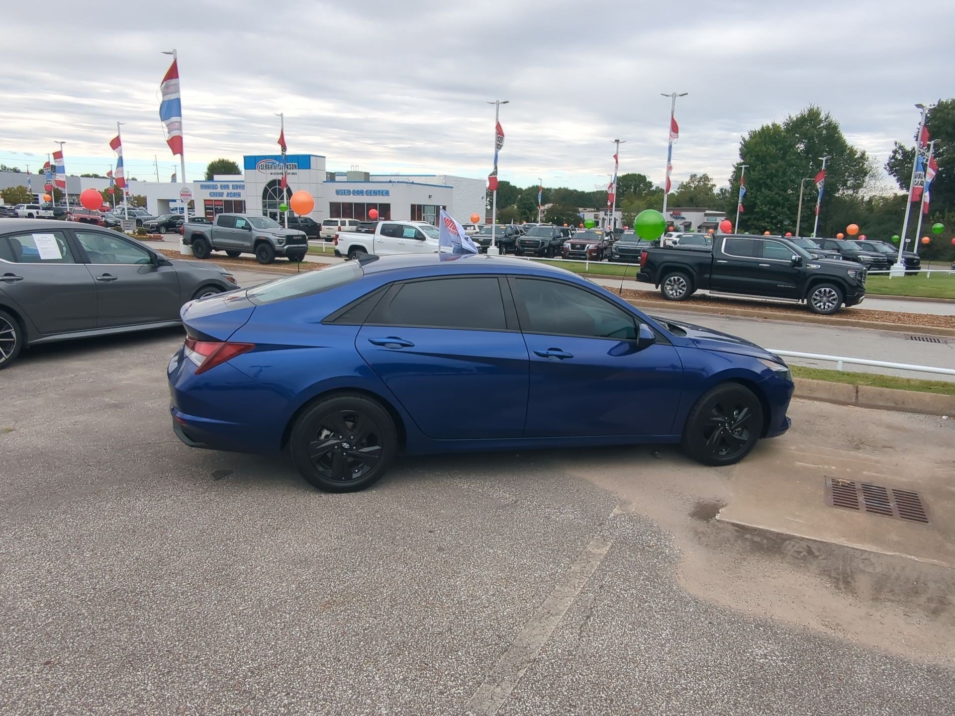 Used 2023 Intense Blue Hyundai SEL image 10