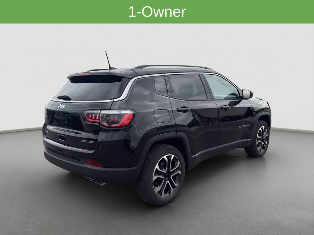 Used 2022 Black Jeep Limited 4x4 image 6
