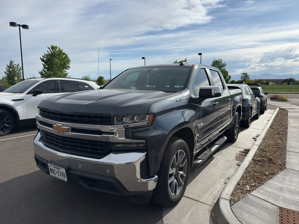 Used 2020 Shadow Gray Metallic Chevrolet LT image 1