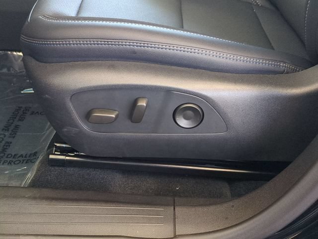 Used 2026 Black Chevrolet LT image 23