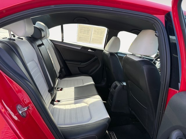 Used 2016 Tornado Red Volkswagen 1.8T Sport image 18