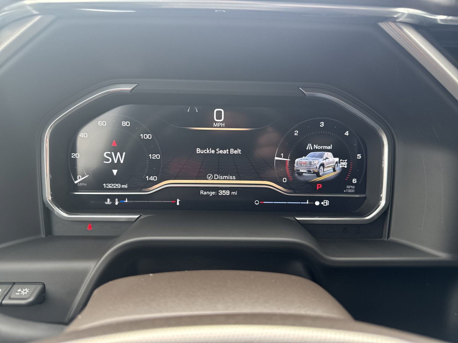Used 2024 White GMC Denali image 13