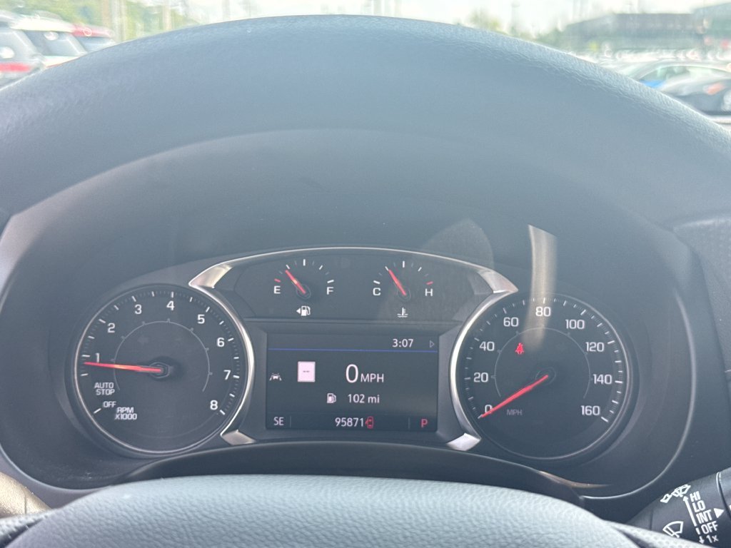 Used 2023 Blue GMC SLE image 17