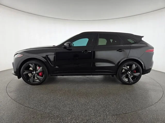 Used 2025 Black Jaguar SVR image 29