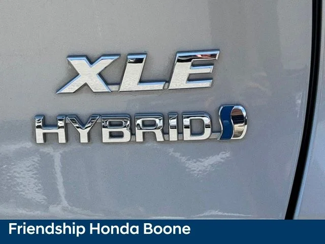 Used 2024 Silver Toyota XLE Premium image 13