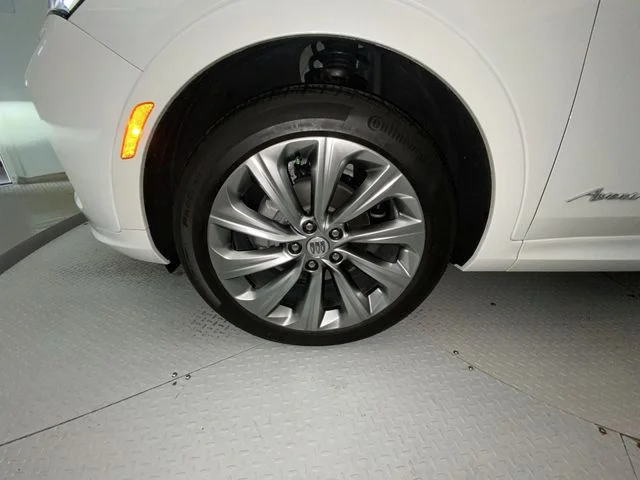 Used 2025 White Buick Avenir image 10