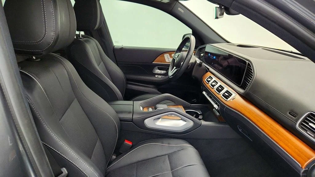 Used 2023 Selenite Grey Metallic Mercedes-Benz GLS 580 4MATIC® SUV w/ Driver Assistance Pkg, Nappa Leather & HUD image 25