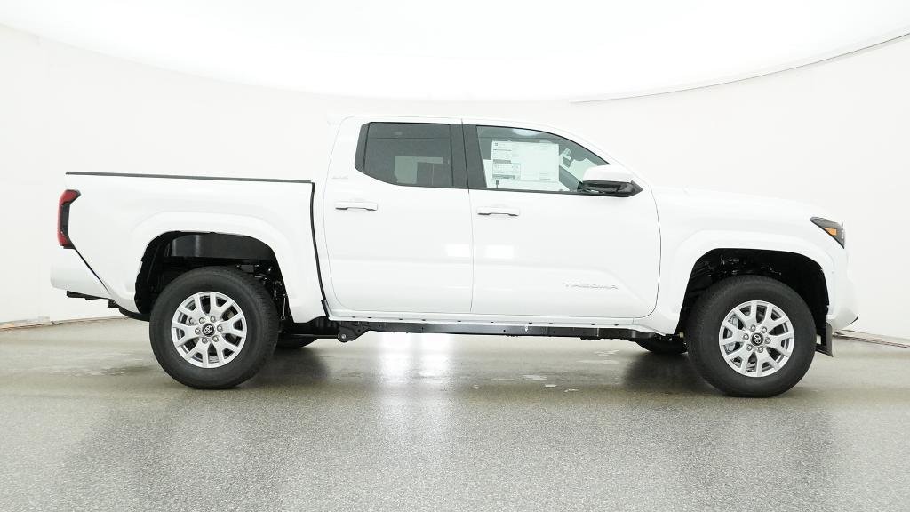New 2026 Ice Cap Toyota SR5 image 13