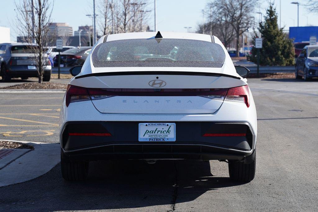 New 2026 Serenity White Hyundai SEL Sport image 5